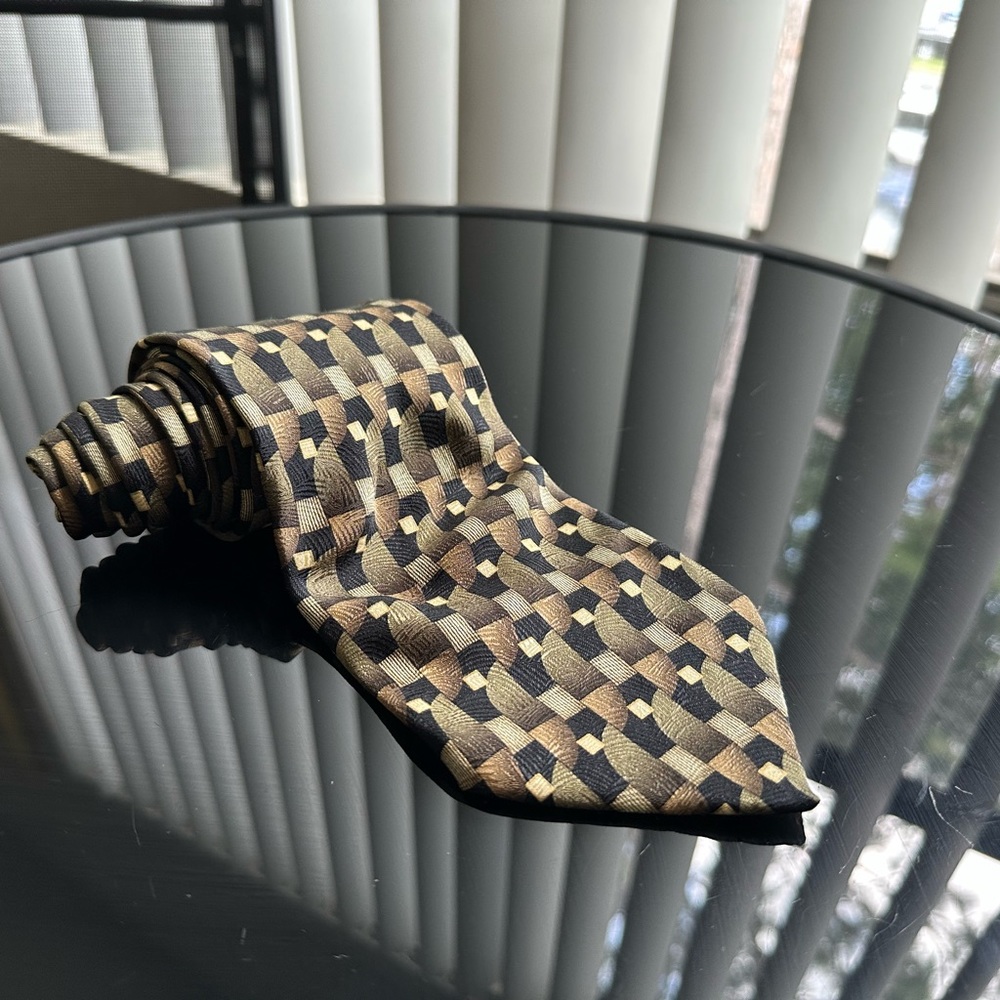 Kilburne and Finch | Necktie | This is apart of what I call Collections by Oscar